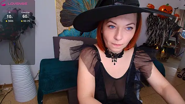 Serena Foxxx online show from 10.27.25