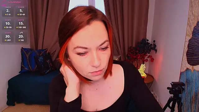 Snapshot of Serena_Foxxx chatting on 07.27.26 Serena Foxxx online show from 07.27.26