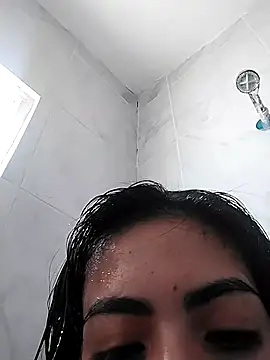 Lollysmile26 online show from 10.28.25