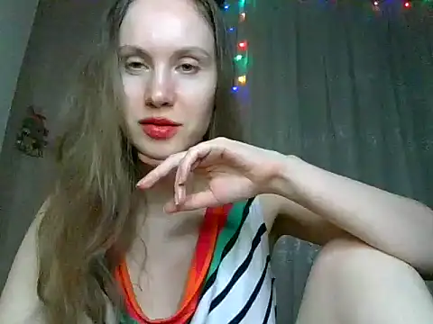Lynirina online show from 05.10.26