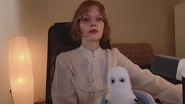 Snapshot of emymayy chatting on 07.31.26 emymayy online show from 07.31.26