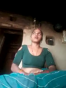 Snapshot of Tg_sonam chatting on 10.17.25 Tg sonam online show from 10.17.25