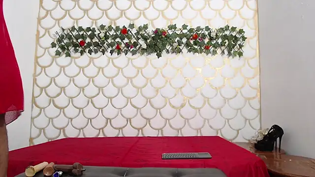 nahomy smiith online show from 02.12.26