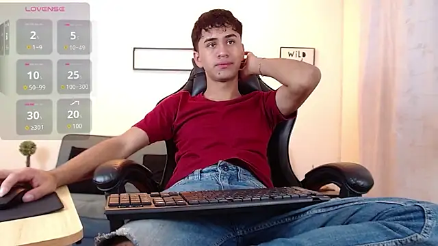 Snapshot of Alancum7 chatting on 05.16.26 Alancum7 online show from 05.16.26