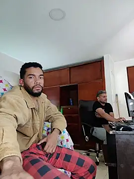 andresnoir  online show from 01.15.26