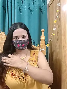 Snapshot of Beauty_Queen_Soniya chatting on 04.18.26 Beauty Queen Soniya online show from 04.18.26