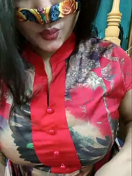 Snapshot of Beauty_Queen_Soniya chatting on 04.25.26 Beauty Queen Soniya online show from 04.25.26