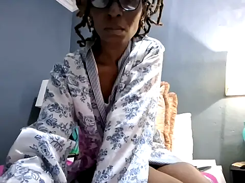 Snapshot of NaughtyCouga chatting on 04.14.26 NaughtyCouga online show from 04.14.26