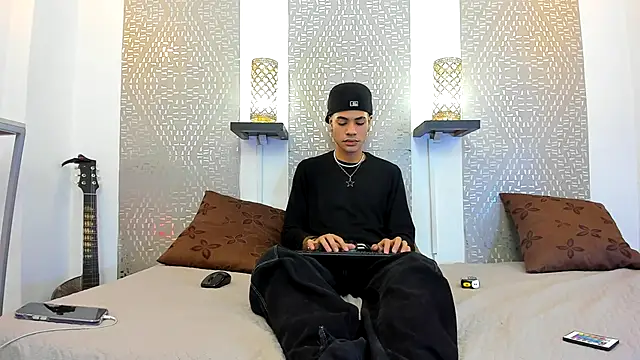 JacobBlackwell  online show from 10.15.25