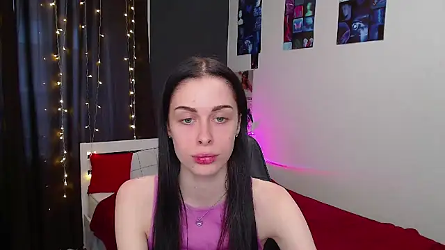 ariel is on vacation online show from 10.09.25