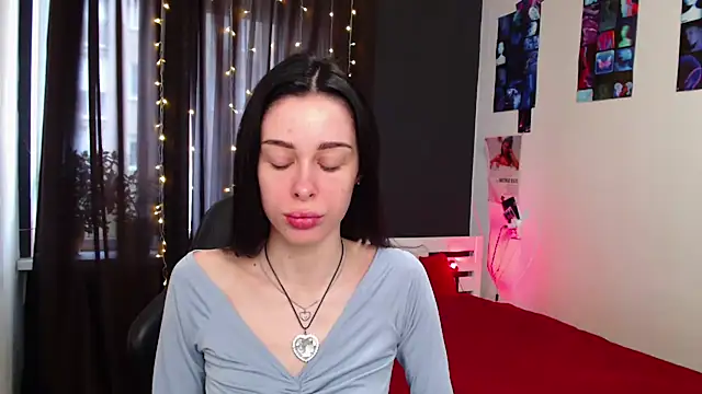 ariel is on vacation online show from 10.17.25