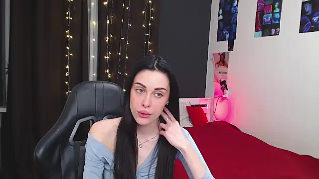 ariel is on vacation online show from 10.18.25