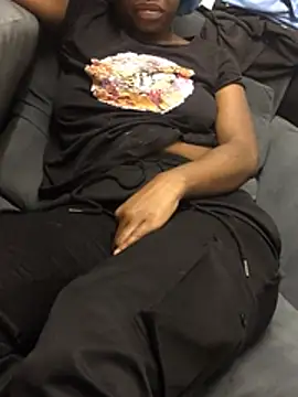 Snapshot of Venusasss chatting on 02.22.26 Venusasss online show from 02.22.26