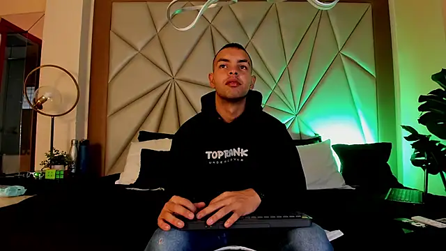 IanBlaze  online show from 10.23.25
