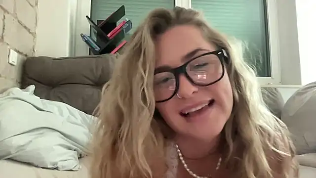 goddesemiiyy online show from 10.09.25