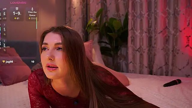 LureOfEva online show from 10.12.25