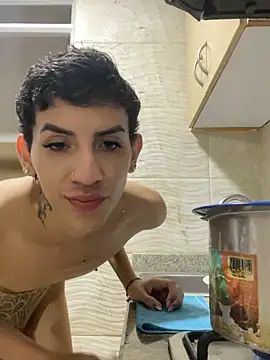 SiaraRealist online show from 11.01.25