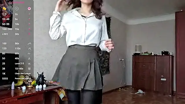 MiaLovelyOne online show from 03.15.26