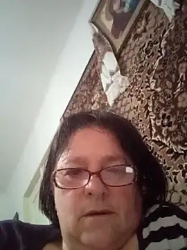 Snapshot of MilaCold5443 chatting on 04.18.26 MilaCold5443 online show from 04.18.26