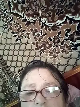 Snapshot of MilaCold5443 chatting on 04.25.26 MilaCold5443 online show from 04.25.26