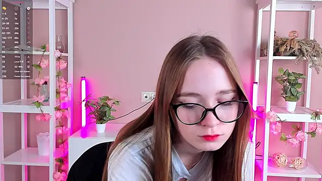 LittleCutieSandy online show from 11.09.25