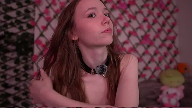 Petite Polly online show from 10.19.25