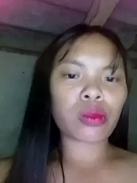 Snapshot of hello-cute chatting on 10.14.25 hello-cute online show from 10.14.25