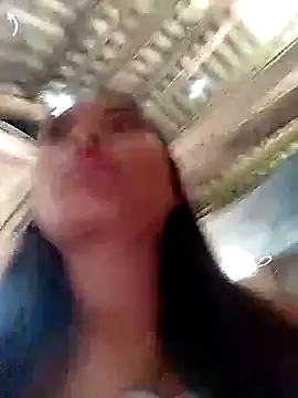 Snapshot of hello-cute chatting on 10.23.25 hello-cute online show from 10.23.25