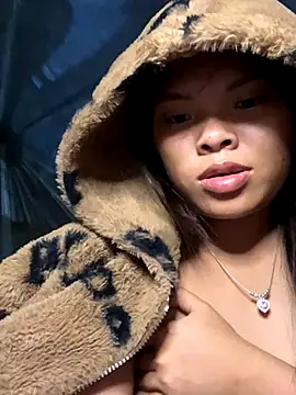 hello-cute online show from 11.13.25