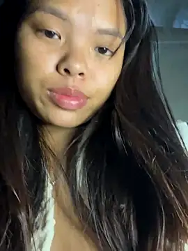 hello-cute online show from 11.28.25