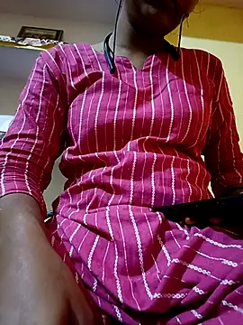 Snapshot of Nikita_Rajput54 chatting on 10.15.25 Nikita Rajput54 online show from 10.15.25