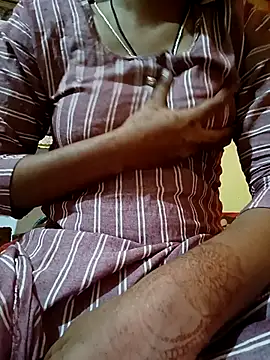 Snapshot of Nikita_Rajput54 chatting on 10.25.25 Nikita Rajput54 online show from 10.25.25