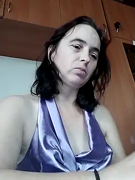 Ella-433 online show from 11.18.25