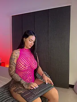 Snapshot of Kiity- chatting on 02.27.26 Kiity- online show from 02.27.26