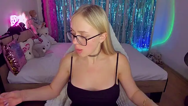 CeaneLino online show from 11.07.25