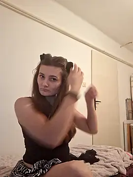 Nika aa online show from 11.29.25