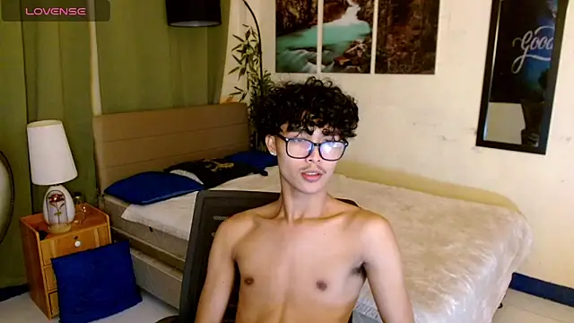 AsianCarl online show from 10.28.25