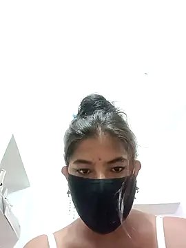 Snapshot of Hot_radhaji chatting on 10.22.25 Hot radhaji online show from 10.22.25