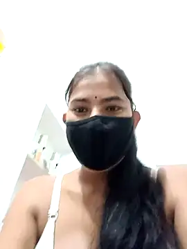 Snapshot of Hot_radhaji chatting on 10.28.25 Hot radhaji online show from 10.28.25