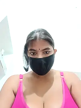 Snapshot of Hot_radhaji chatting on 11.21.25 Hot radhaji online show from 11.21.25