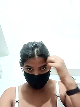 Snapshot of Hot_radhaji chatting on 11.22.25 Hot radhaji online show from 11.22.25