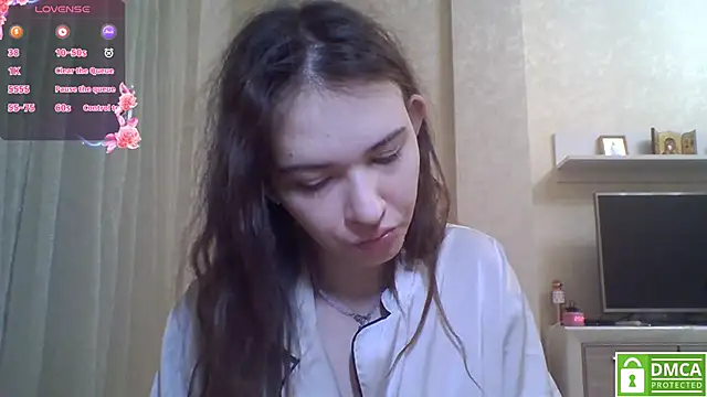 Snapshot of CeyaLier chatting on 04.22.26 CeyaLier online show from 04.22.26