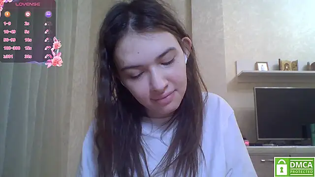Snapshot of CeyaLier chatting on 04.24.26 CeyaLier online show from 04.24.26