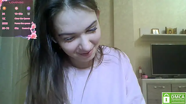 Snapshot of CeyaLier chatting on 05.07.26 CeyaLier online show from 05.07.26