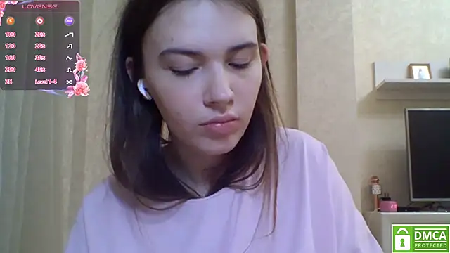 Snapshot of CeyaLier chatting on 05.17.26 CeyaLier online show from 05.17.26