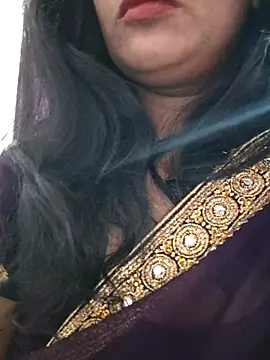 Snapshot of Janu-hasena chatting on 10.26.25 Janu-hasena online show from 10.26.25