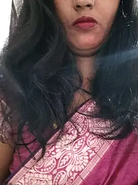 Snapshot of Janu-hasena chatting on 10.27.25 Janu-hasena online show from 10.27.25