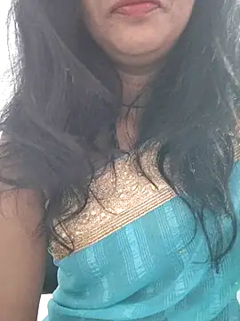 Snapshot of Janu-hasena chatting on 10.28.25 Janu-hasena online show from 10.28.25