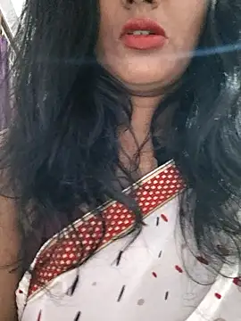 Snapshot of Janu-hasena chatting on 11.03.25 Janu-hasena online show from 11.03.25