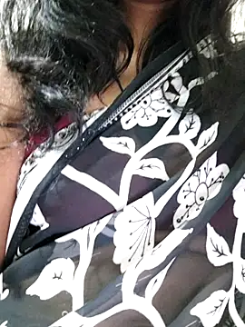 Snapshot of Janu-hasena chatting on 11.03.25 Janu-hasena online show from 11.03.25